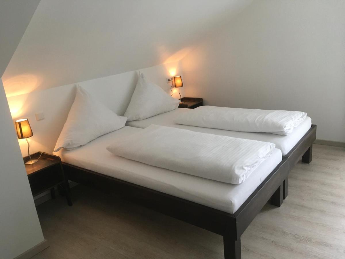Hotel-Pension Zum Paradies Willingen  Exteriér fotografie