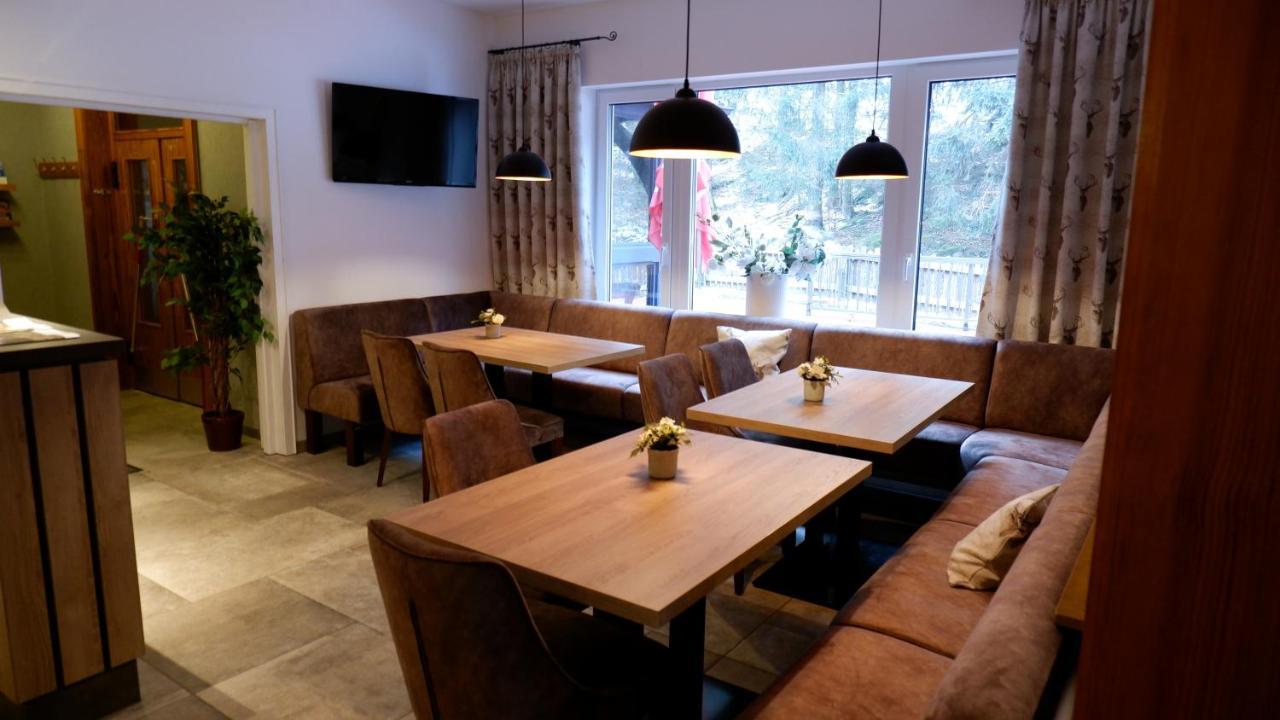 Hotel-Pension Zum Paradies Willingen  Exteriér fotografie